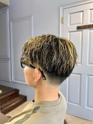 メンズハイライトショート