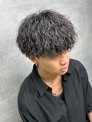 縦落ちツイストスパイラルパーマ