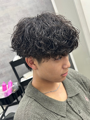 シャドウパーマ