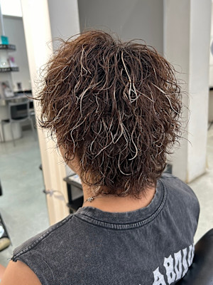 サーフカール ブラウンカラー 金メッシュ