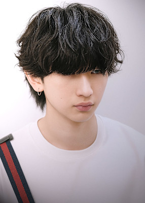 緩めシャドウパーマ波巻きパーマツイストスパイラルパーマ