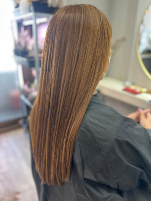 ツヤツヤハイトーンカラー♪