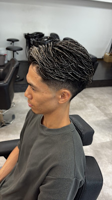 バーバーテーパーフェードハイライトビジネス/渋谷