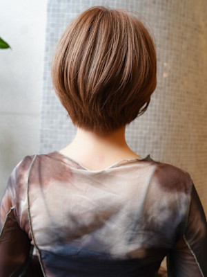 大人可愛い抜け感ショート