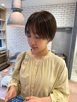 大人の抜け感マニッシュショートスタイル【三軒茶屋】