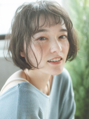 ショートボブ　ナチュラル　パーマ