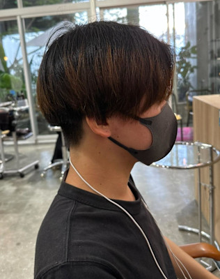 刈り上げセンターパート