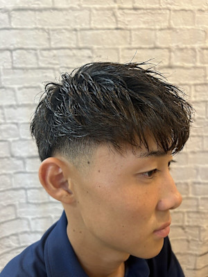 【クセの無い髪に"自然なクセ"を】