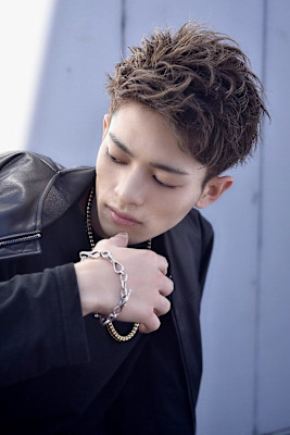 レイジーアップバング