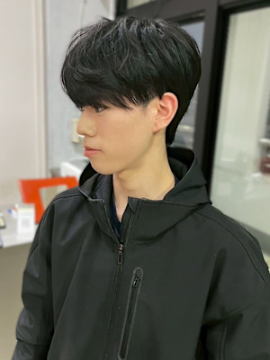 マッシュショート ツーブロック メンズカット 20代