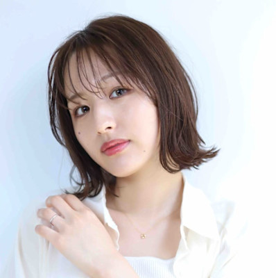 切りっぱなしボブ　　