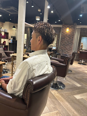 スパイキーショート