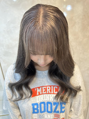 ナナセ/艶髪/ハイトーン/グレー