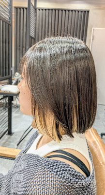 ボブブリーチインナーカラー