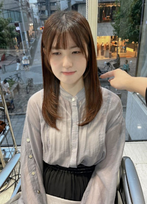 【ミディアムレイヤーカット】