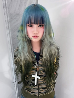 エンドカラー　ケアブリーチ　ブリーチカラー　原宿/表参道