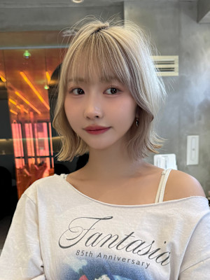 レイヤーボブ×ハイトーン[心斎橋/髪質改善]