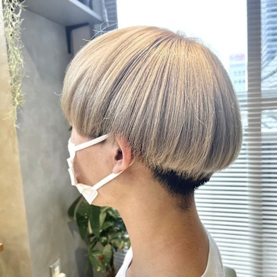 20代30代透明感◎ブリーチカラー×小顔レイヤーカット