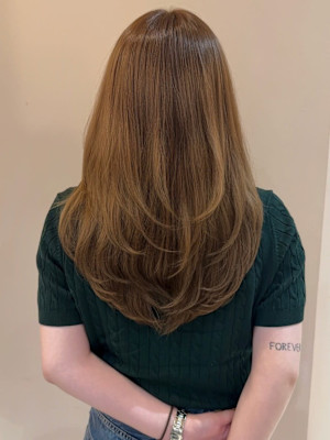 レイヤーカット ウルフカット ブリーチ ハイトーンベージュ