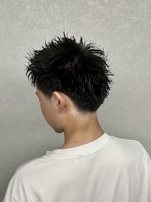 スパイキーショート×テーパーフェード