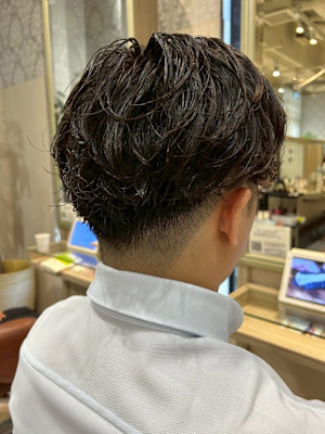 ナチュラルツーブロックウェーブ