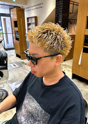 スパイキーショート【SHIFT】