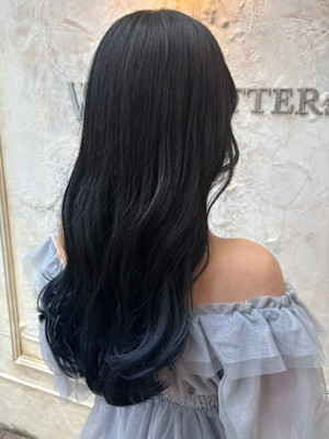 暗髪ロングヘア ブルーブラック 透明感カラー 韓国ヘア