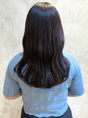 ラベンダーブラウン 艶カラー セミロング ゆる巻き 髪質改善