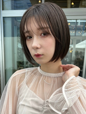 #切りっぱなしボブ #前下りボブ #透明感カラー #白髪染め