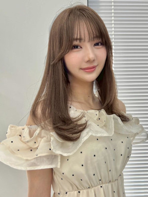 前髪ありナチュラルロング