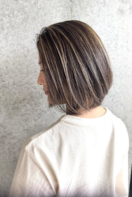 白髪ぼかしのハイライト/髪質改善/前下がりボブ