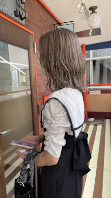 ケアブリーチにミルクティーベージュ