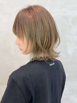 ハイライトグラデーションウルフ　ハッシュカット　ウルフカット