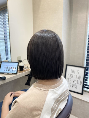 アッシュダークブラウン