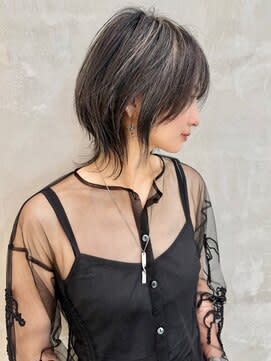 コントラストハイライトウルフカット　ウルフ　ネオウルフ