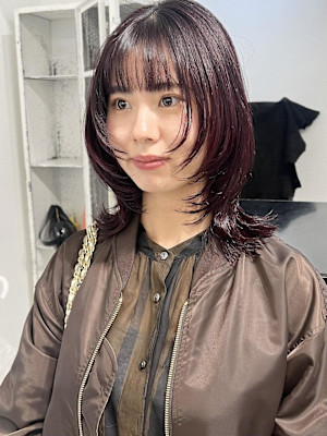 暗めカラーデザインカラーフェイスフレーミングミディアムヘア