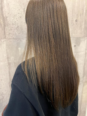 セミロング／オリーブベージュ