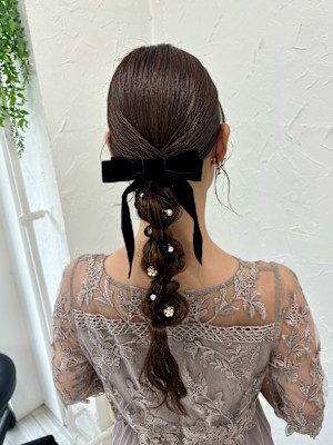 タイト編みおろしヘア