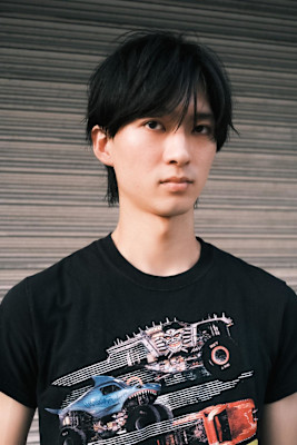 ハンサムショートメンズシースルーバング