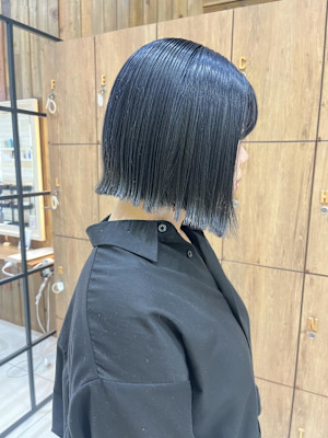 【黒田】ネイビーカラー/大人ボブ