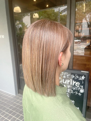 ハイライトたっぷりベージュカラー