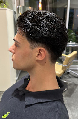 外国人風ショートアップバング