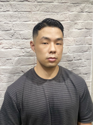 スキンフェード七三サイドパート