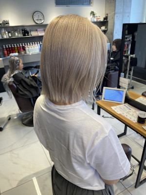 海外風ブロンドヘア