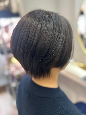 綺麗にまとまるショートレイヤー♪