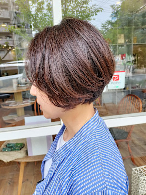 上品な印象のボブスタイル