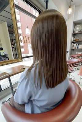 ナチュラルストレートヘア