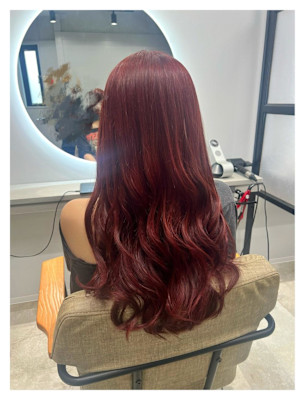 チェリーレッド