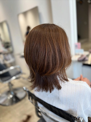 ベージュカラーレイヤーボブ