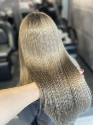 《三宅悠斗》ミルクティーカラー/大宮/ブリーチ